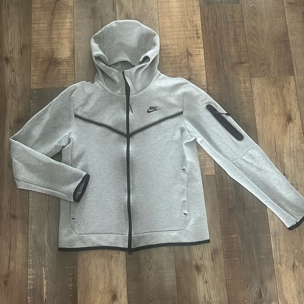 Nike Tech-Fit Jacket